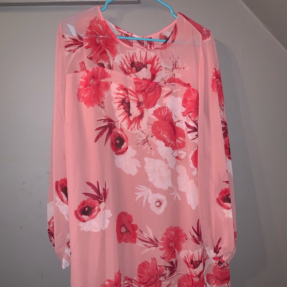 Floral NYC & Co shift dress